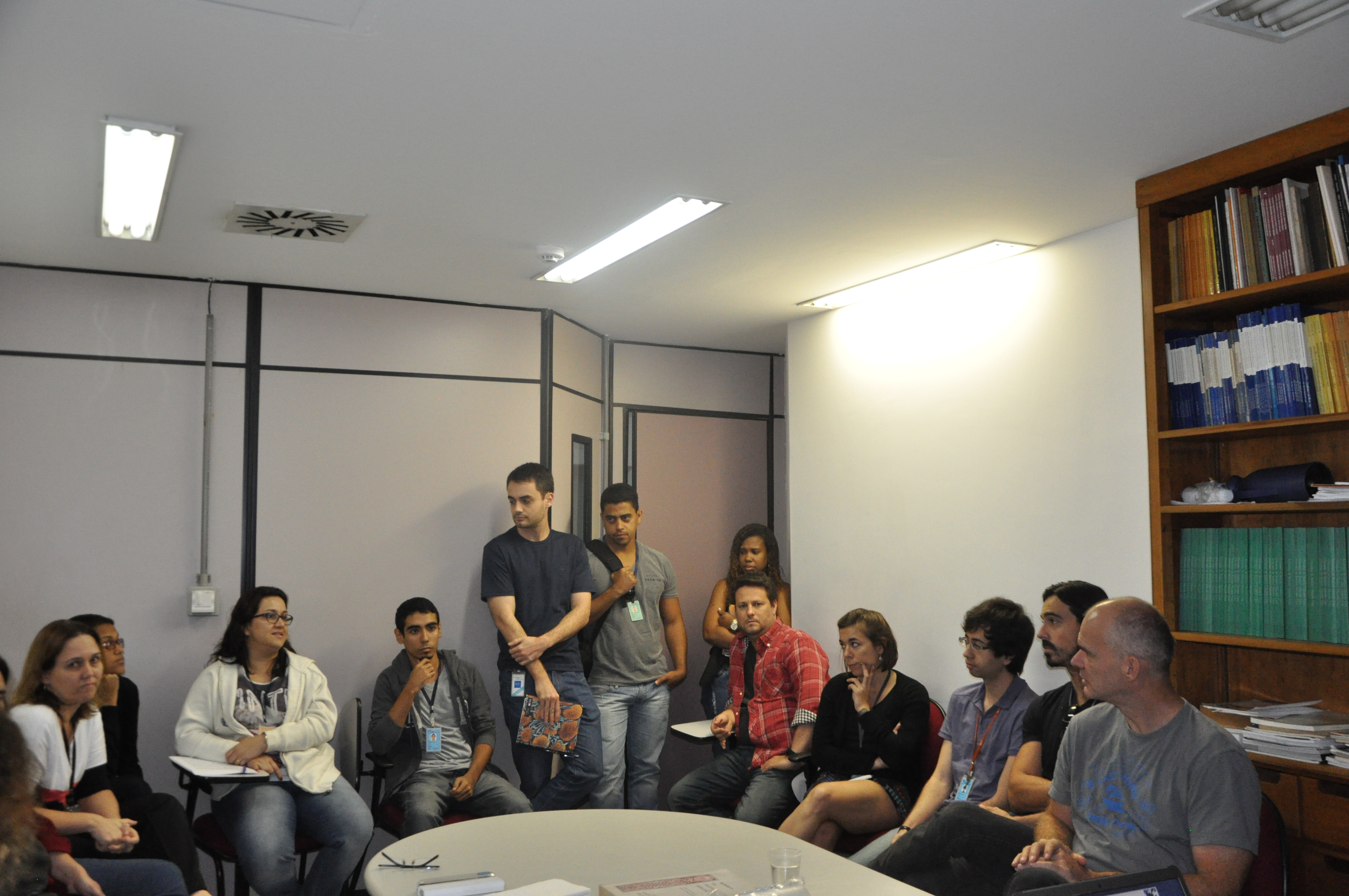 Bei einem wissenschaftlichen Workshop mit Studenten im FIOCRUZ