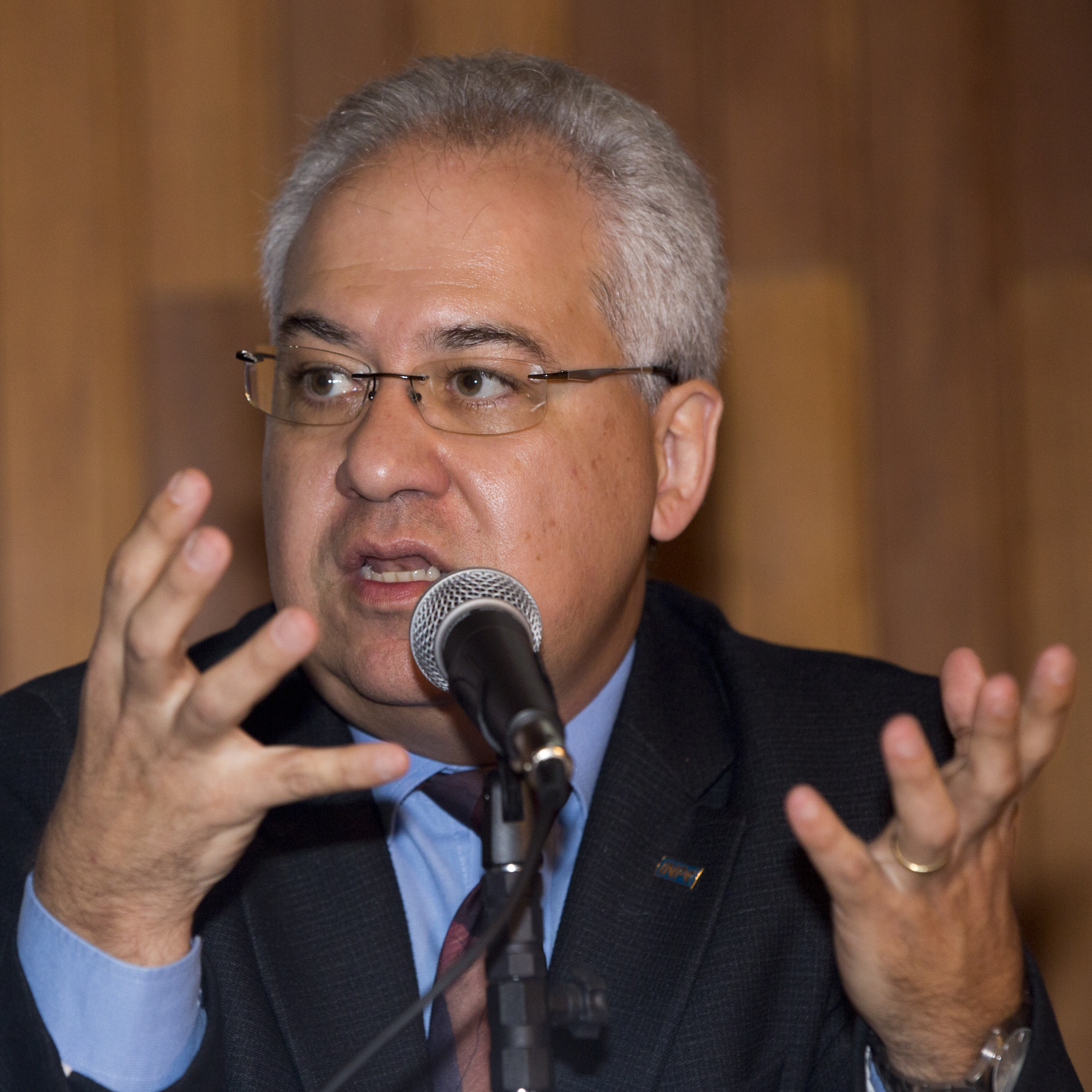 Sprecher der brasilianischen Seite, Professor Dr. Elbert E.N. Macau, Universidade de São Paulo, INPE