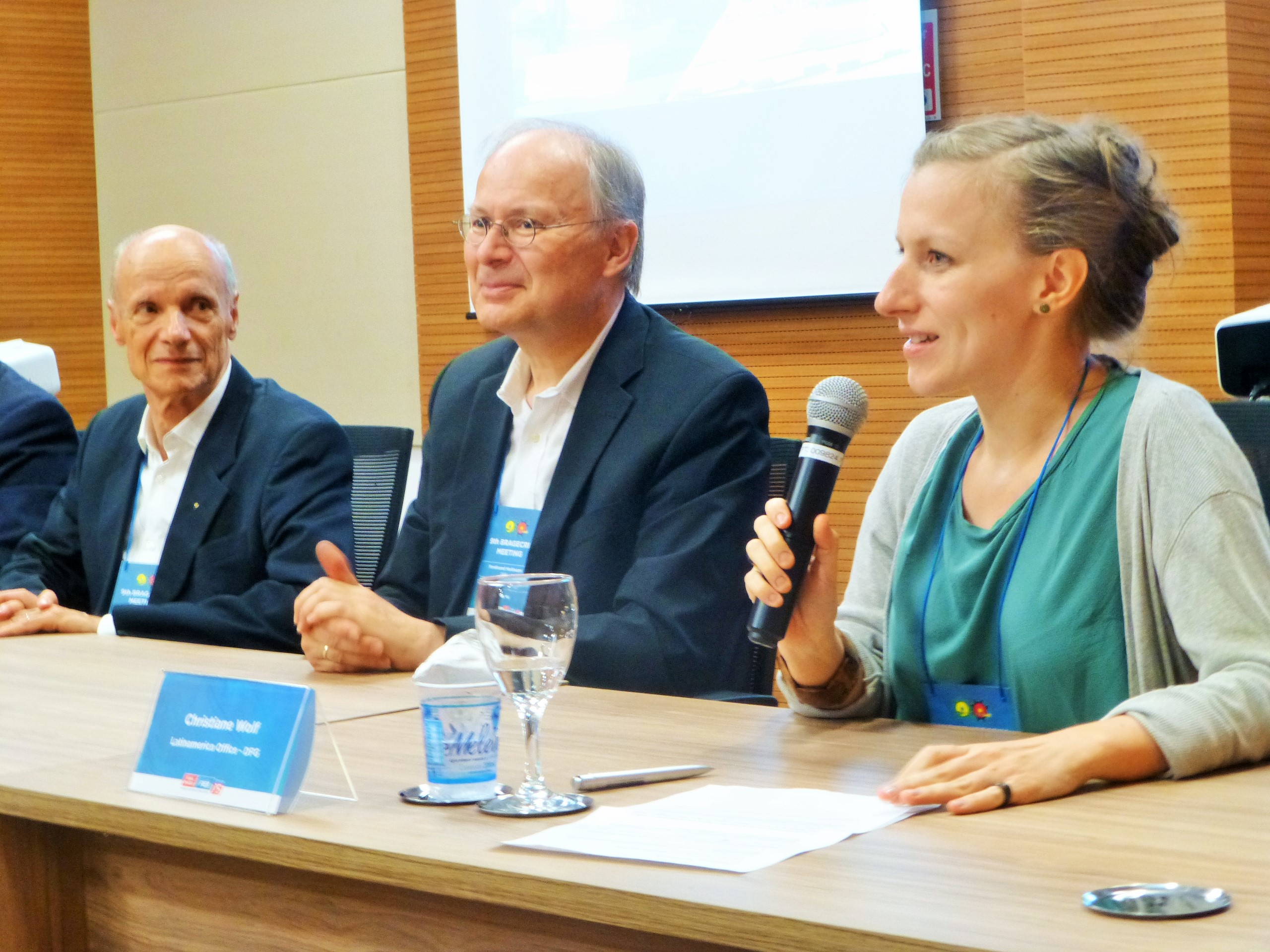 Prof. Dr. Tilo Pfeifer (RWTH Aachen University), Ferdinand Hollmann (DFG Bonn) y Christiane Wolf (Oficina de la DFG para América Latina)