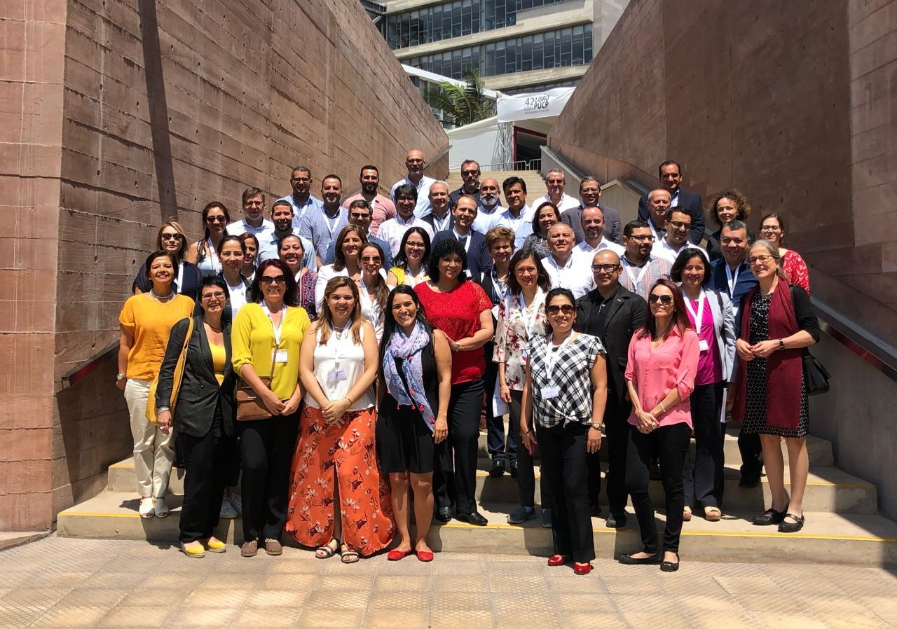 Participantes do encontro latino-americano de ex-alunos do International Deans Course (IDC)