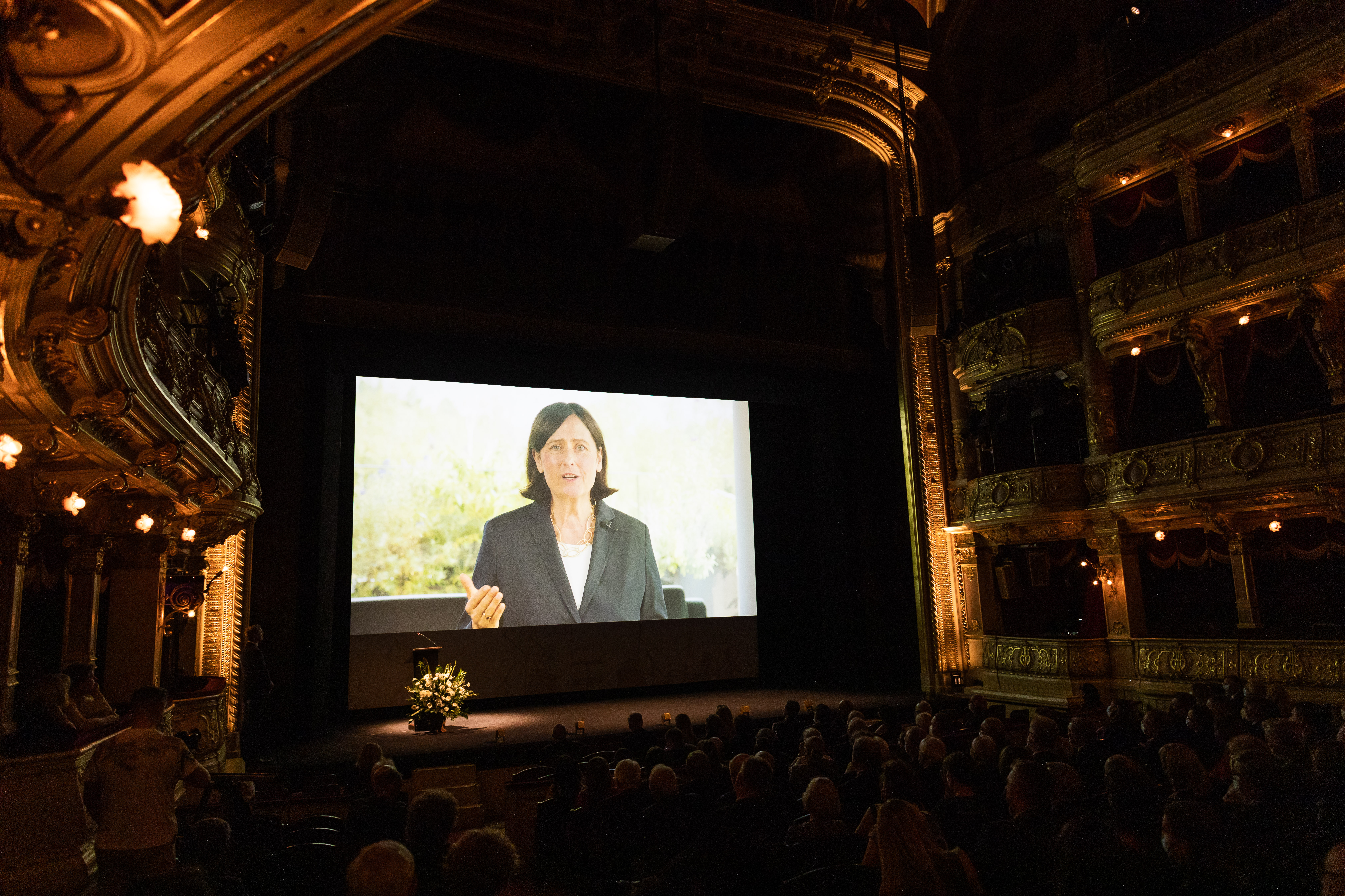 Videobotschaft von DFG-Präsidentin Katja Becker während der NCN-Festveranstaltung im Juliusz Słowacki-Theater in Krakau