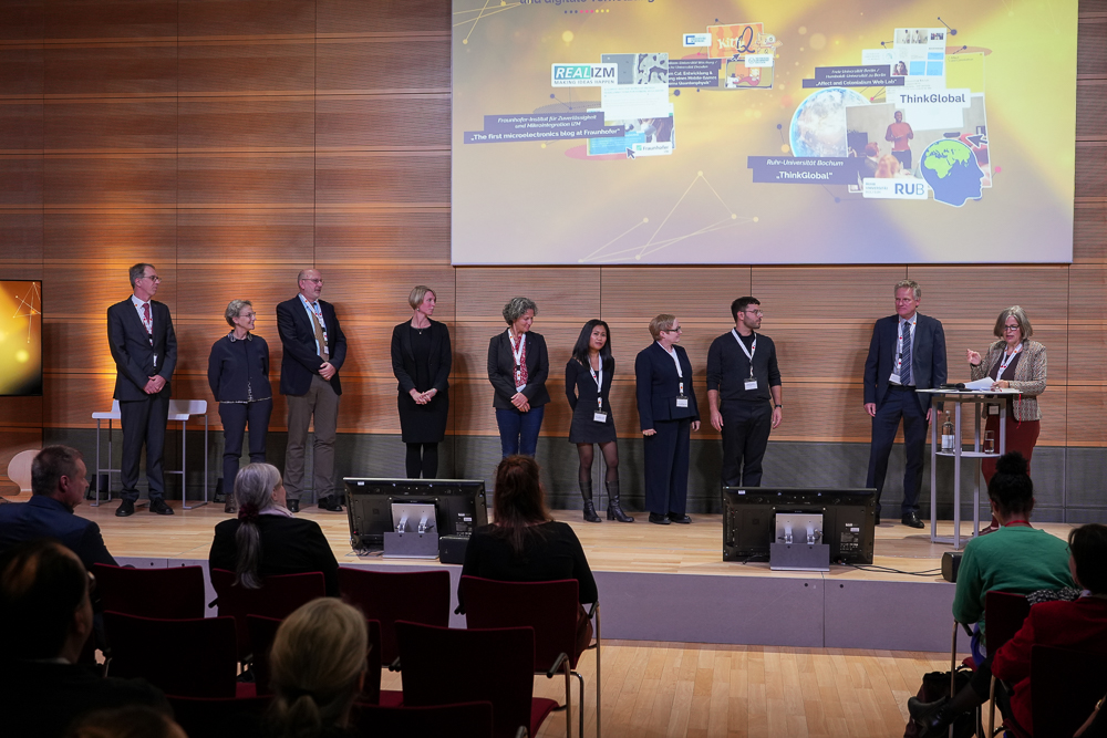 Auswahl von Preisträgerinnen und Preisträgern des Ideenwettbewerbs Internationales Forschungsmarketing 2019 und 2020 des Forums „Research in Germany“ 2022.