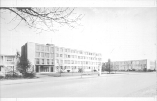 The new Head Office with the second annex in 1960