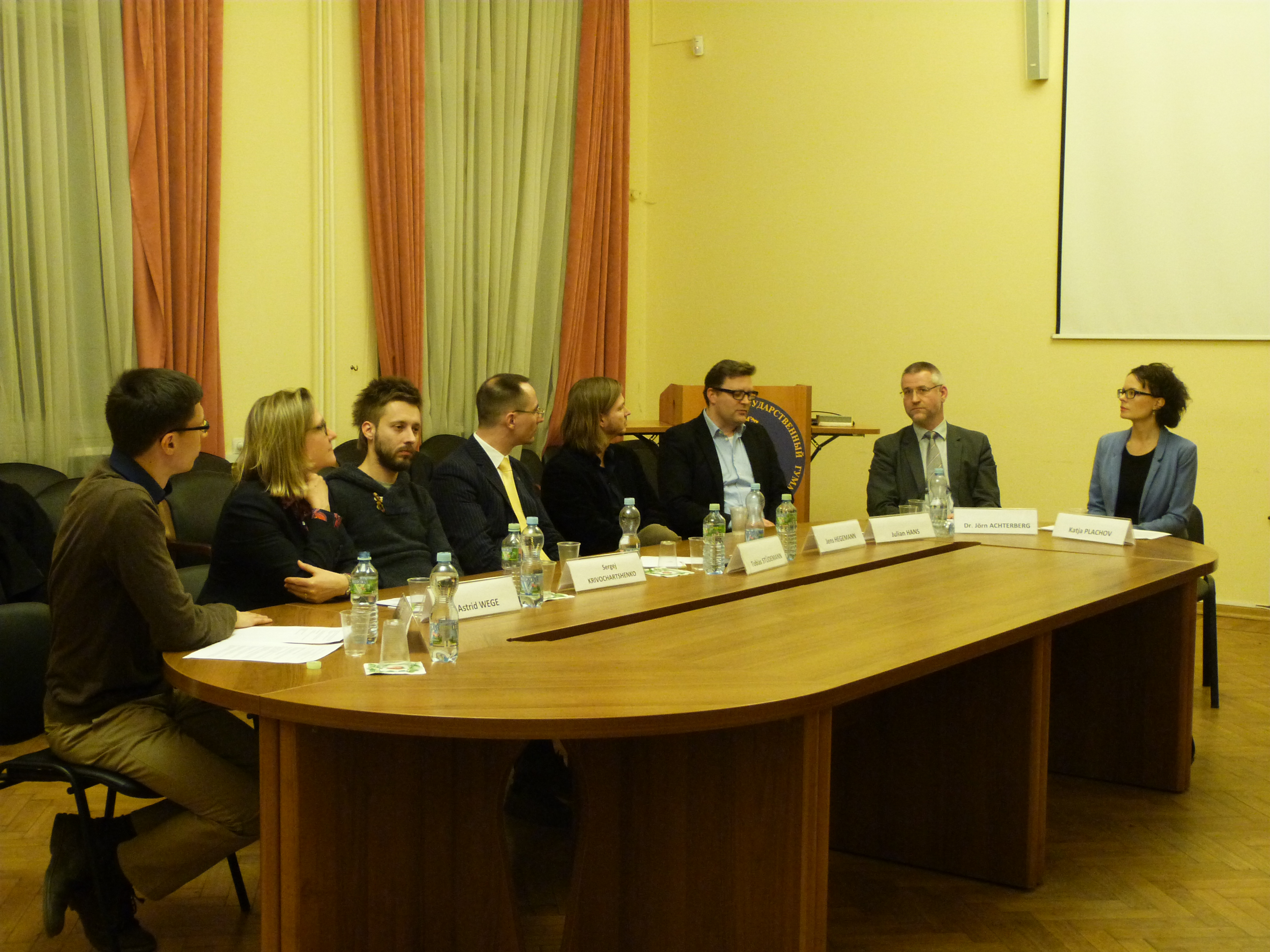 Podiumsdiskussion mit Doktoranden des Internationalen Graduiertenkollegs IGK 1956 an der Moskauer RGGU