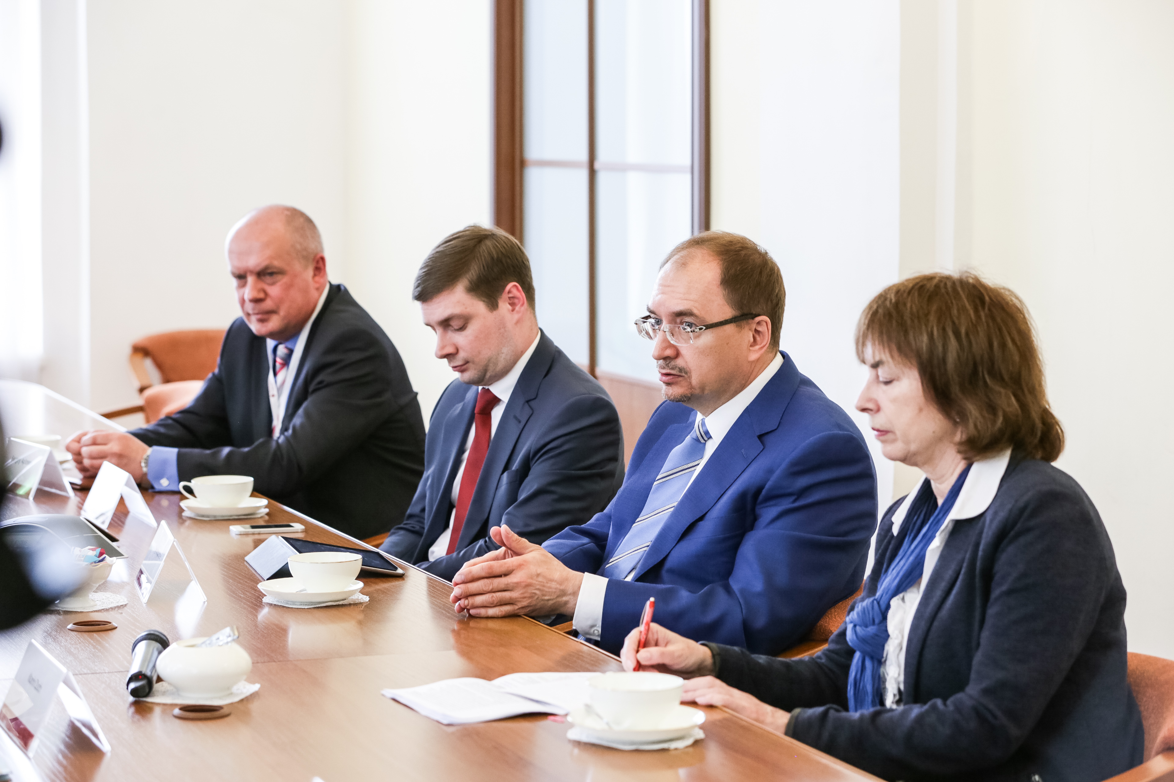 Treffen mit dem SPBU-Rektor Nikolay Kropachev; links Prorektor für Internationales Sergey Andryushin und Prorektor für Wissenschaft Sergey Aplonov