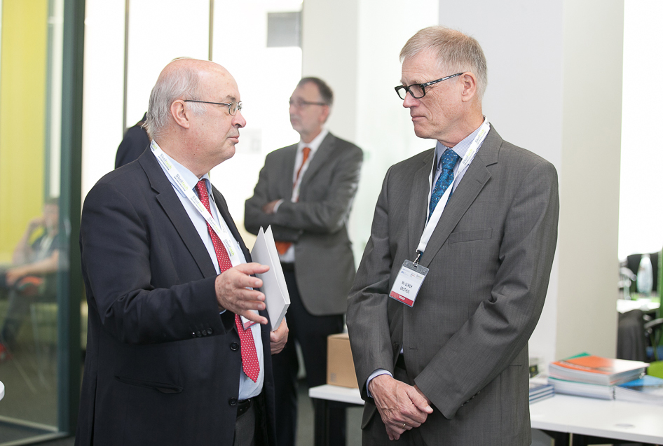 Skoltech Provost Rupert Gerzer und stellvertretender Generalsekretär des DAAD Ulrich Grothus