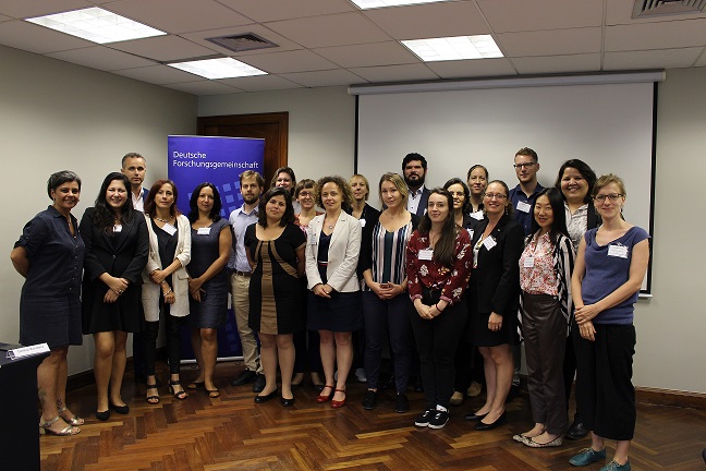 Participantes de varios países se reúnen para discutir la cooperación científica en Brasil