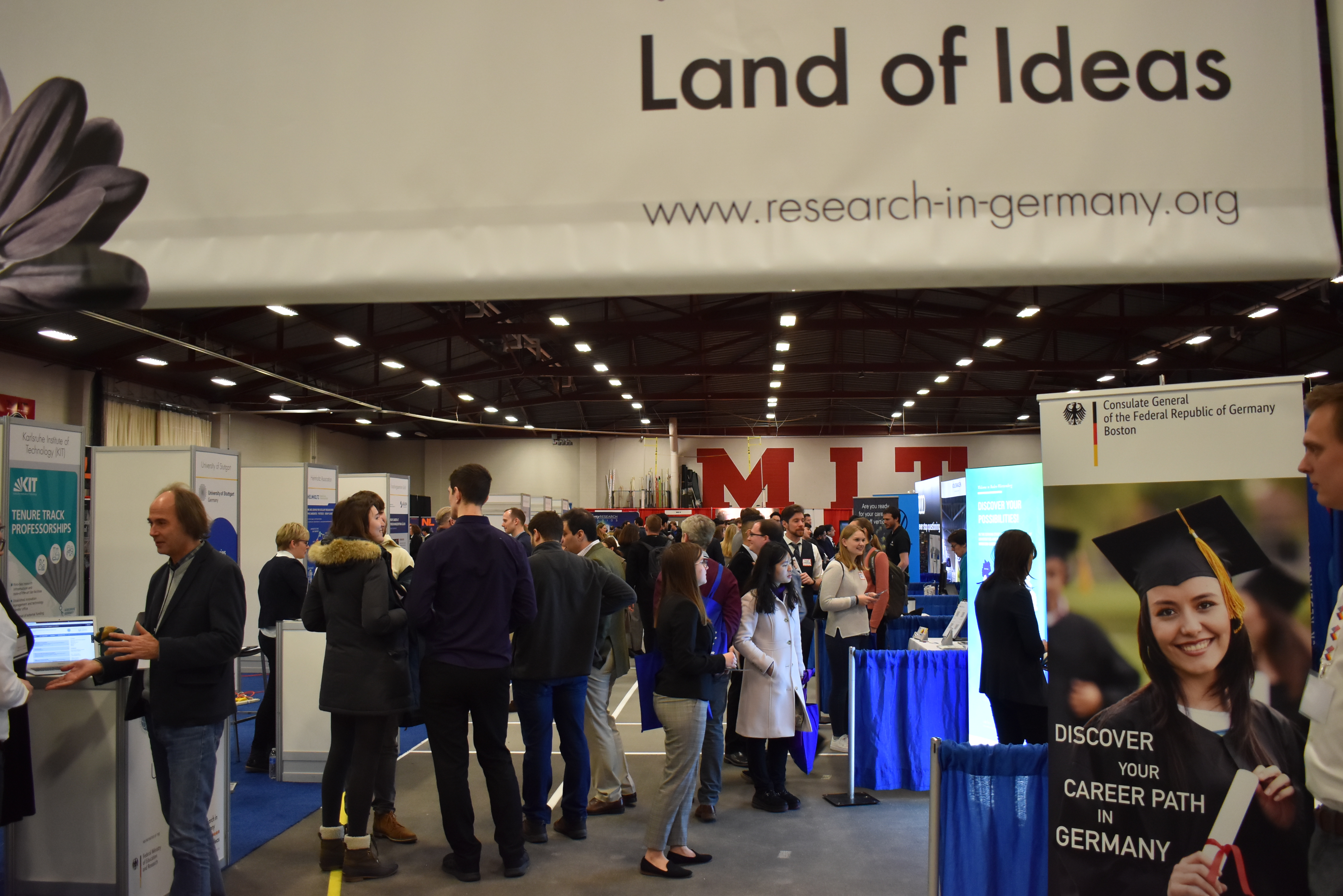 The Research in Germany initiative had a strong presence at the career fair