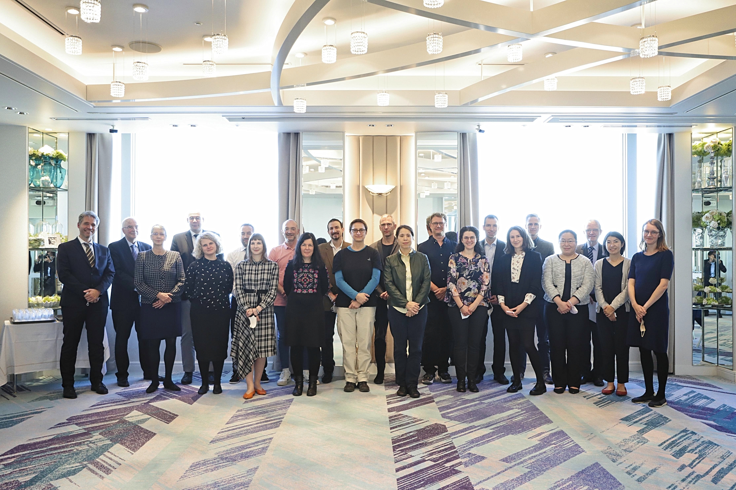 Gruppenbild der Sprecherinnen und Sprecher des AI Symposiums aus Deutschland