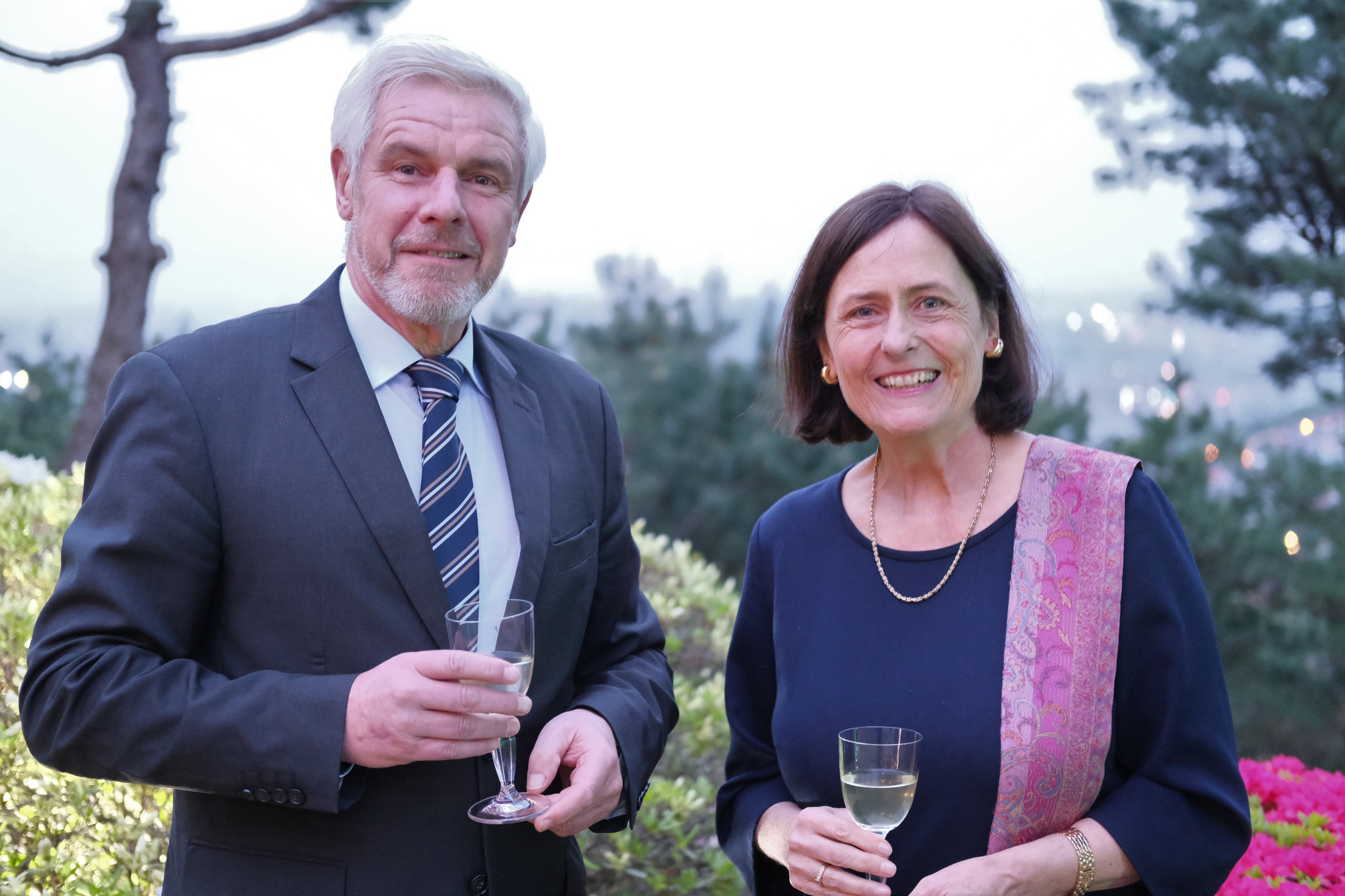 German Embassy, Seoul: Ambassador Michael Reiffenstuel and DFG President Prof. Dr. Katja Becker