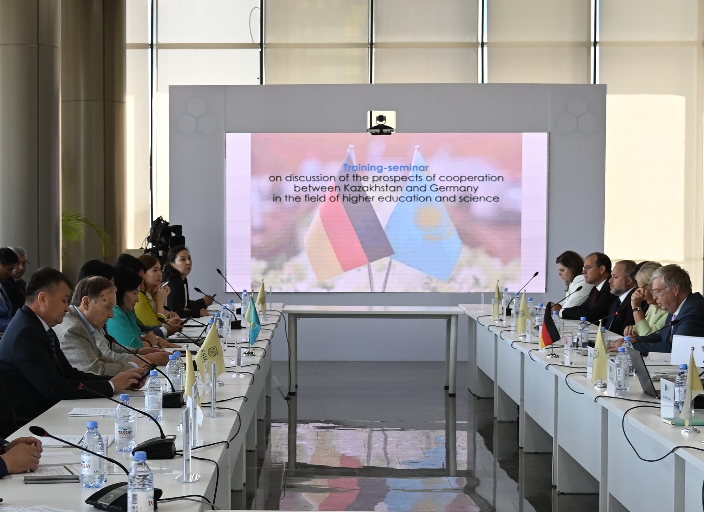 Besuch des Ministeriums für Wissenschaft und Hochschulbildung der Republik Kasachstan