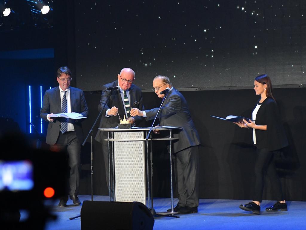 DFG-Präsident Professor Strohschneider und MSU-Rektor Sadovnichy unterzeichnen Letter of Intent bei der Eröffnung des allrussischen Wissenschaftsfestivals an der Lomonossow-Universität Moskau