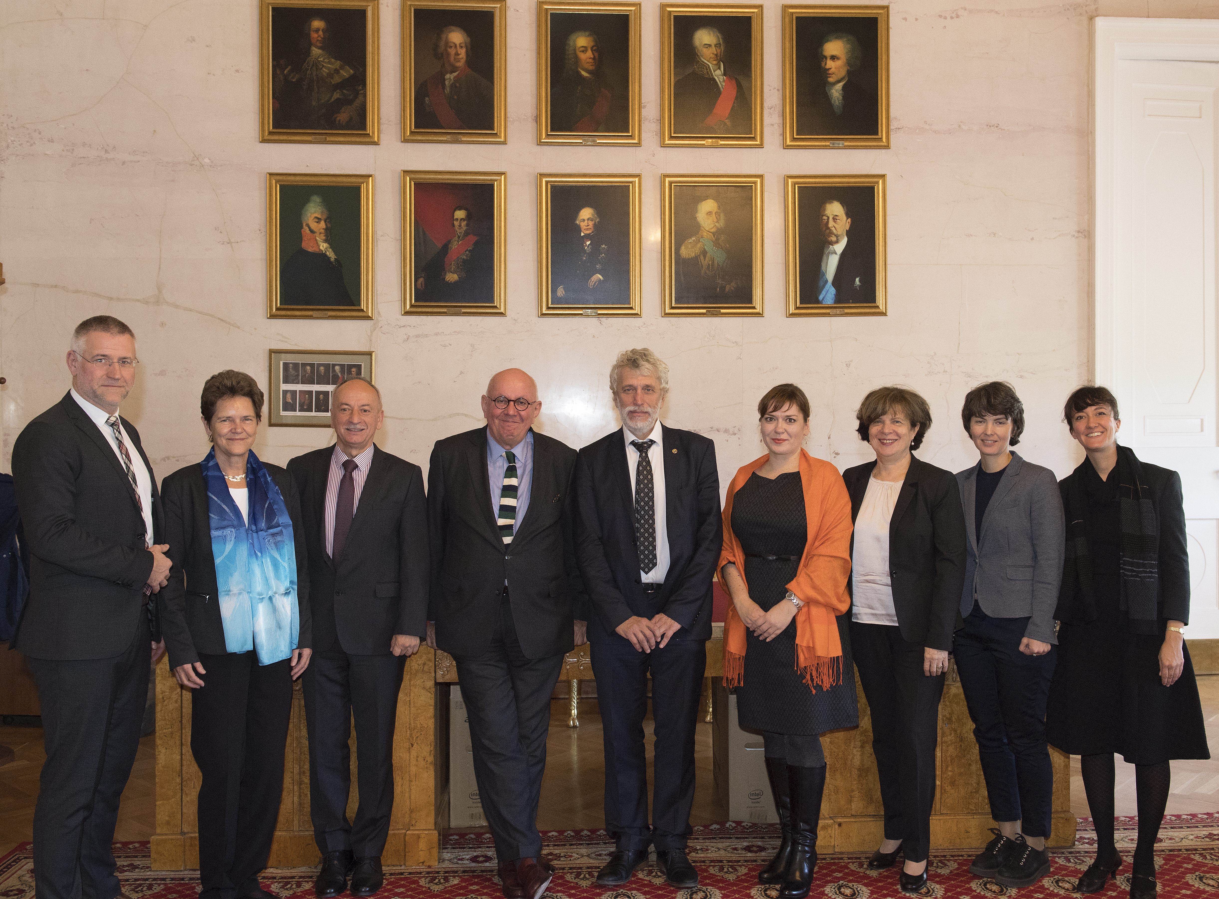 DFG-Delegation an der Russischen Akademie der Wissenschaften (v.l.: J. Achterberg, K. Zach, Yu. Balega, P. Strohschneider, N. Makarov, W. Rethage, O. Glukhovtseva, J. Ilina, N. Alkema)