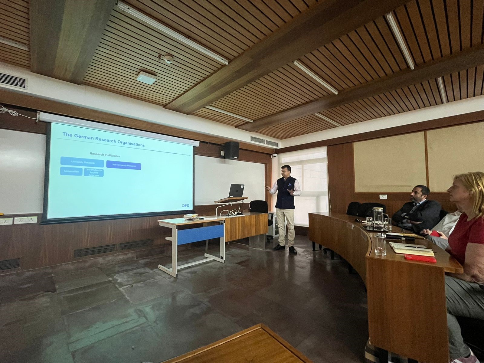 Speech by Dr. Vaibhav Agarwal showcasing DFG funding programmes at IIM Udaipur