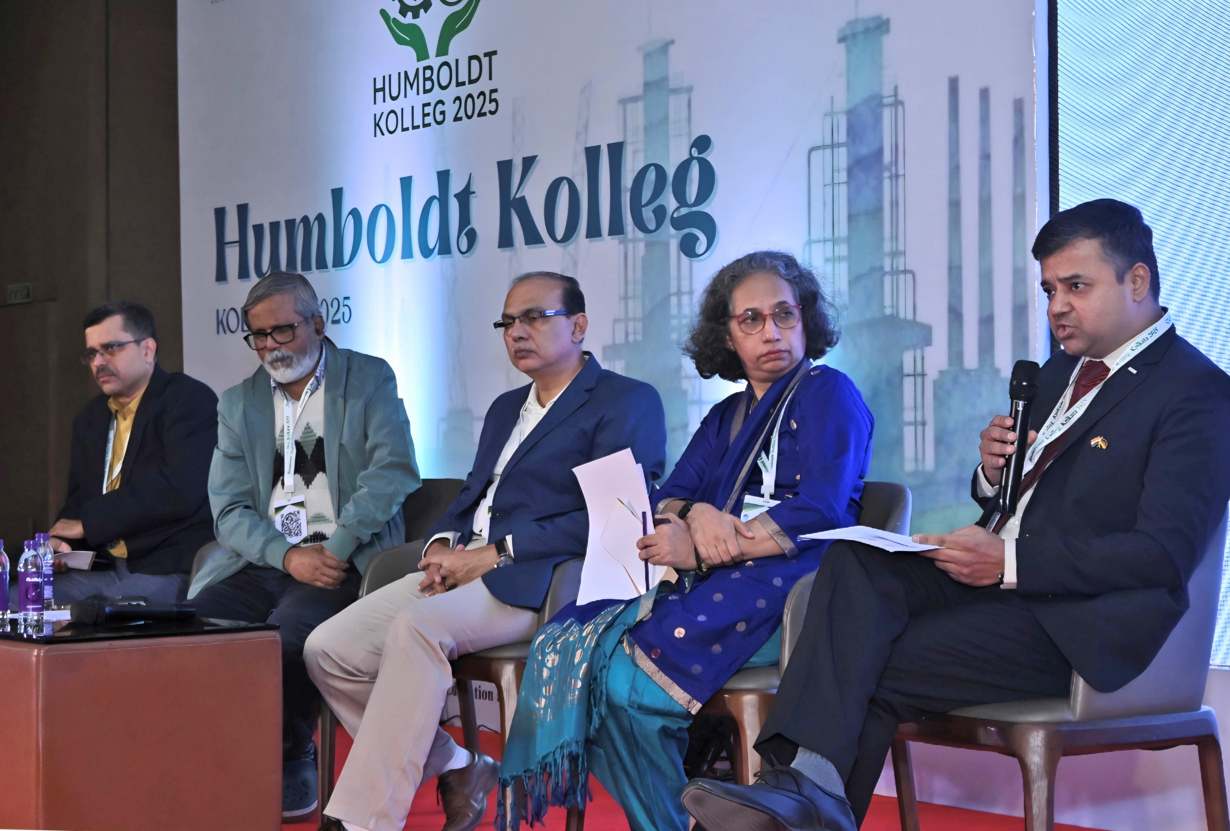 picture of the following attendees at the Panel Discussion on “Building a Global Research Ecosystem: Advancing Science for the Benefit of Humanity and the Planet” from left to right: Prof. Ranjan Ganguly, Jadavpur University; Prof. Saibal Kar, Centre for Studies in Social Sciences, Kolkata; Prof. Pulak Sengupta, Jadavpur University; Dr. Vaibhav Agarwal, Deputy Director, DFG Office India; Dr. Mrinalini Walawalkar, Indian Institute of Technology (IIT)-Bombay