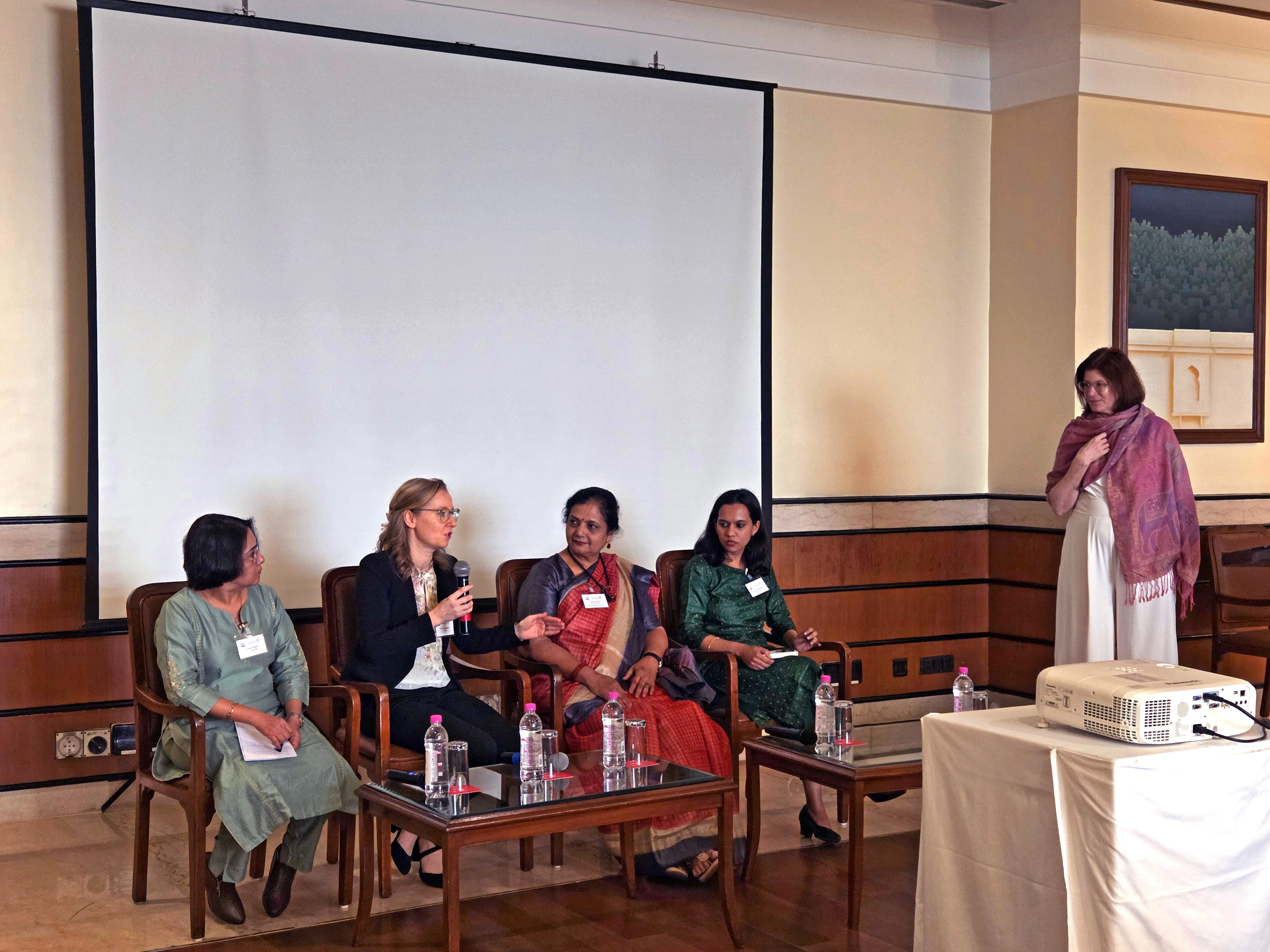 group picture at the Panel Discussion: “Career Growth & Development of Post-doctoral researchers” with the participants, from left to right: Dr. Kusumita Arora (IGSTC), Dr. Franziska Langer (DFG), Prof. Swati Acharya (AvH, Pune University), Ms Aadishree Jamkhedkhar (DAAD/DWIH- New Delhi) and Dr. Christiane Haupt (MPG)