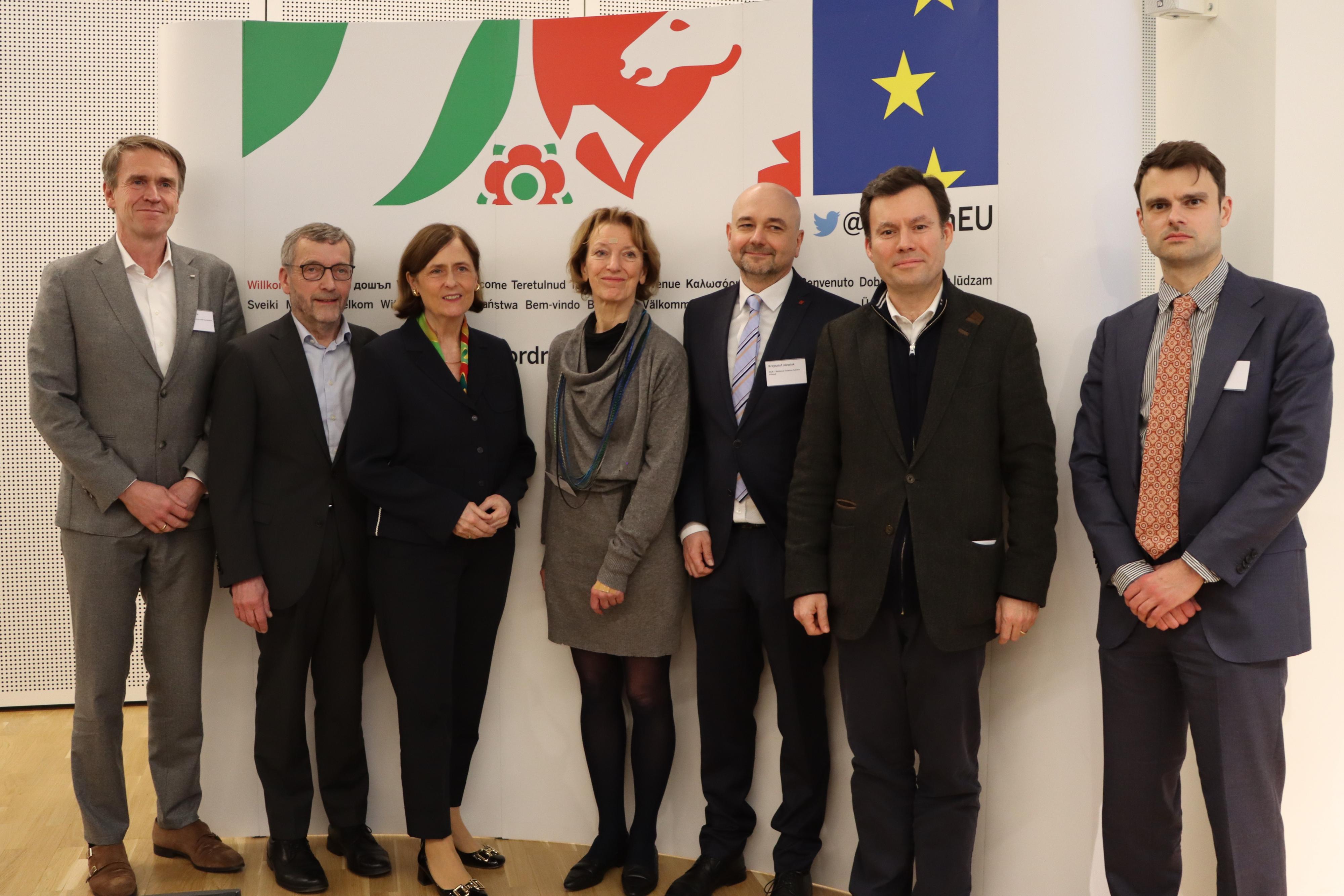 Gruppenfoto der Teilnehmer