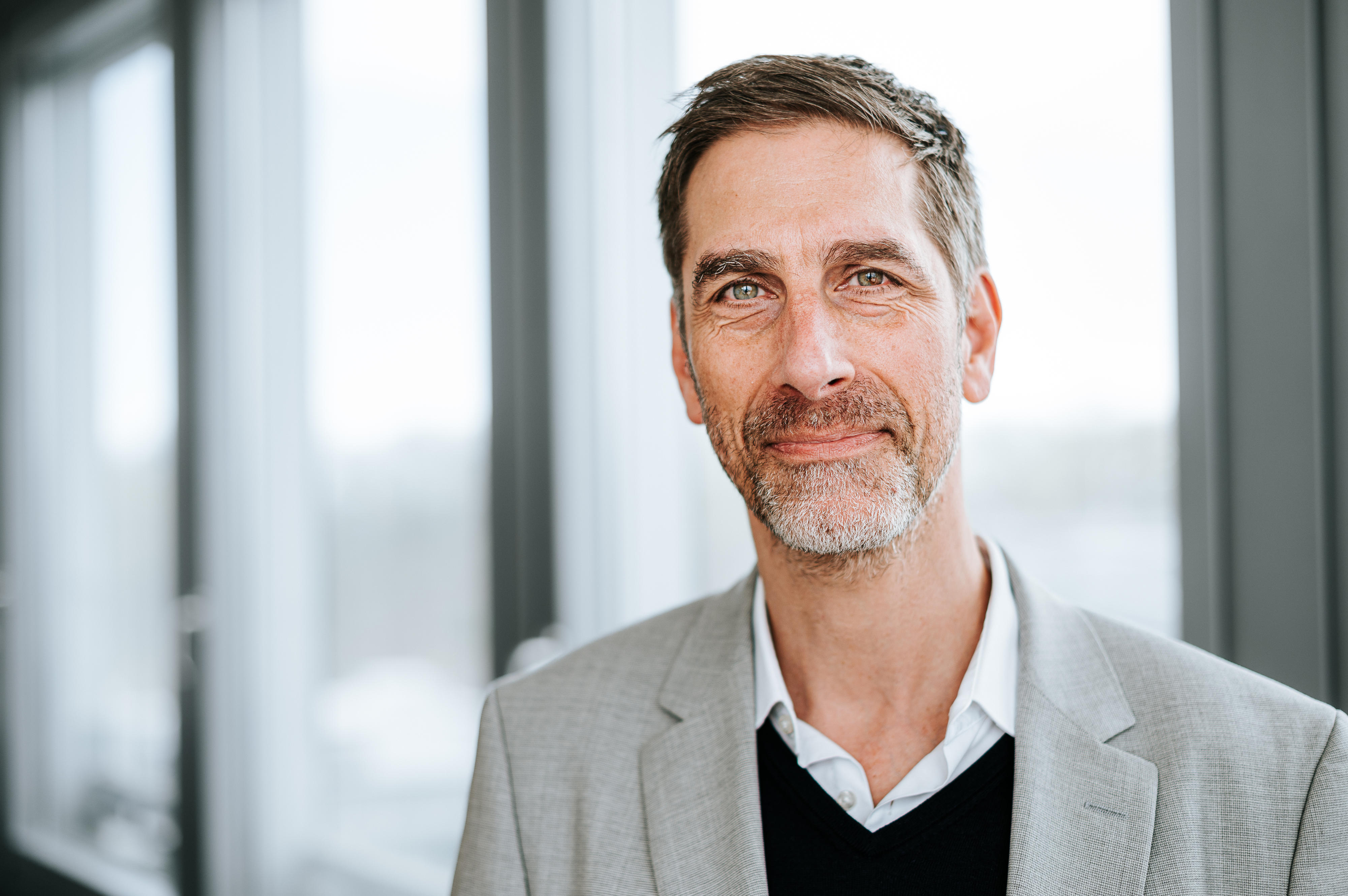 Dr. Thomas Kaiser 
