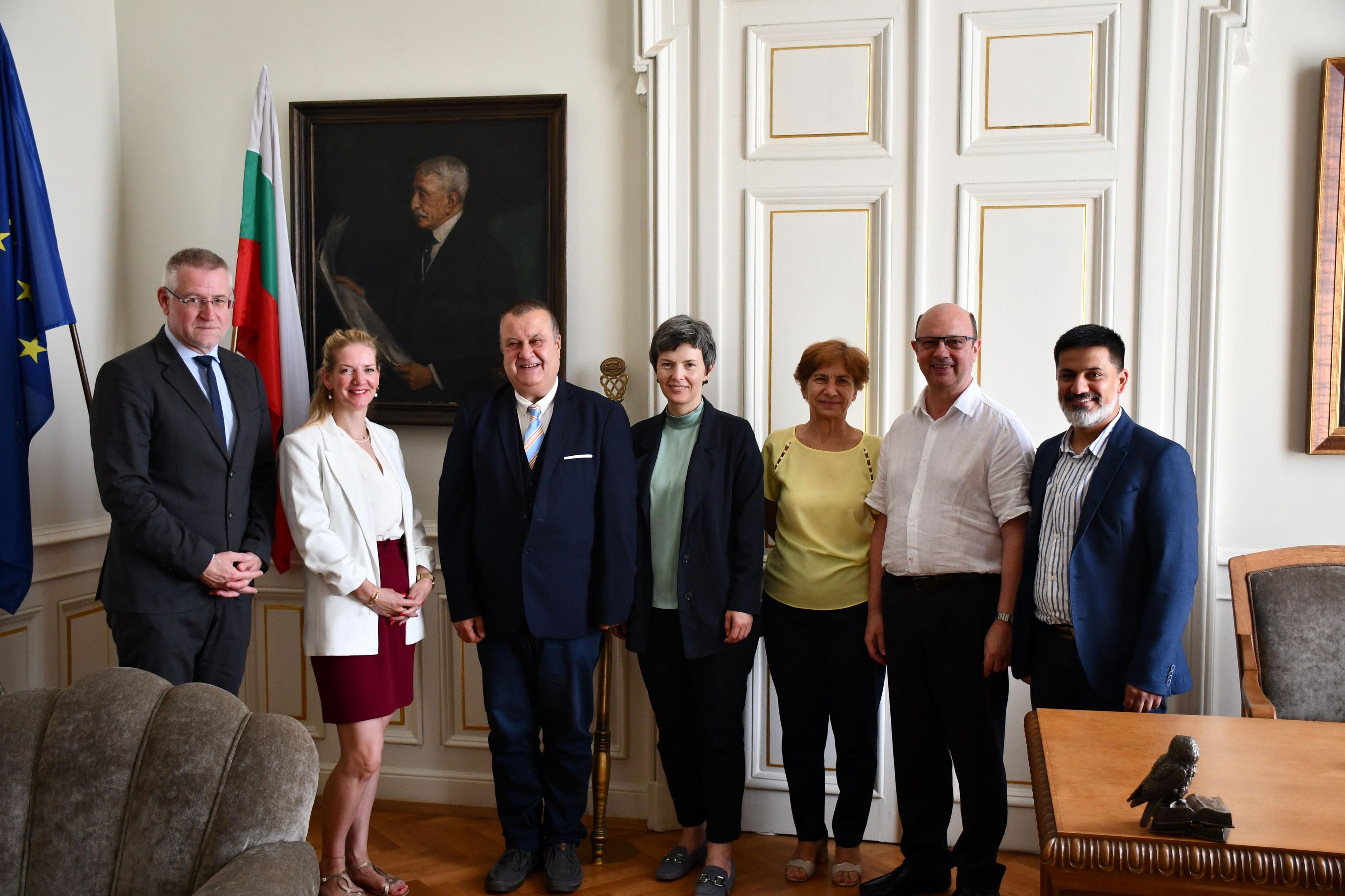 Gruppenbild in der Bulgarischen Akademie der Wissenschaften