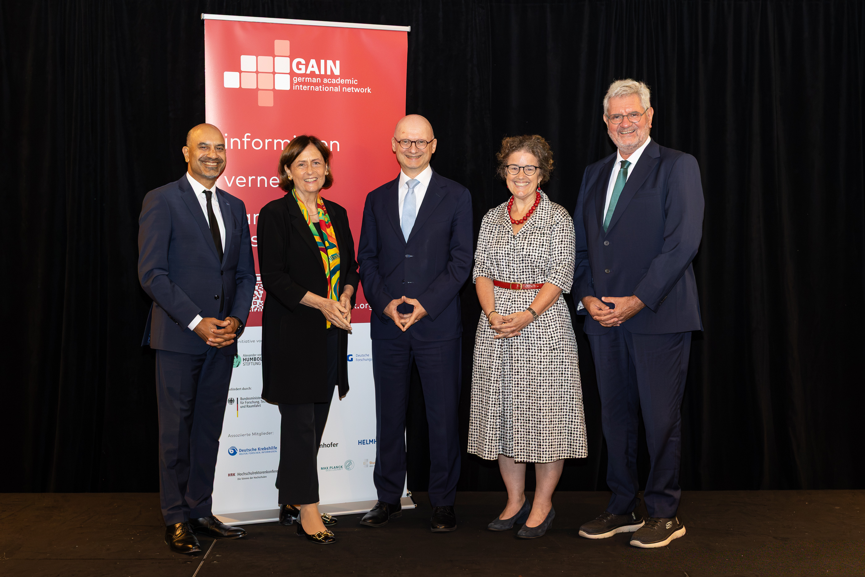 From left: DAAD President Professor Dr. Joybrato Mukherjee, DFG President Professor Dr. Katja Becker, BMFTR State Secretary Dr. Marcus Pleyer, GAIN Program Director Anna Oberle-Brill, Humboldt Foundation President Professor Dr. Robert Schlögl