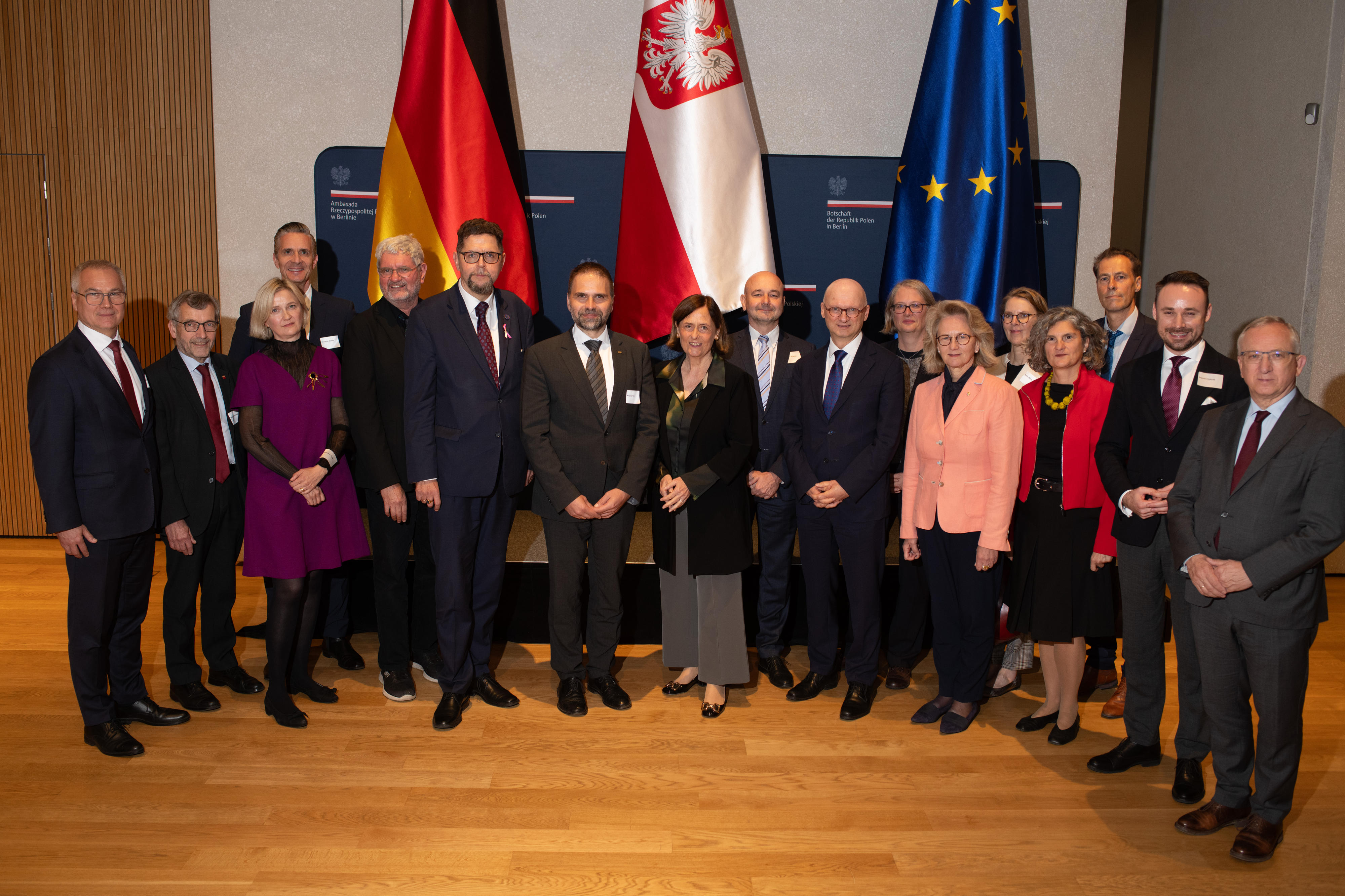 Gruppenbild: Deutsch-polnischer Austausch zu Wissenschaftsdiplomatie